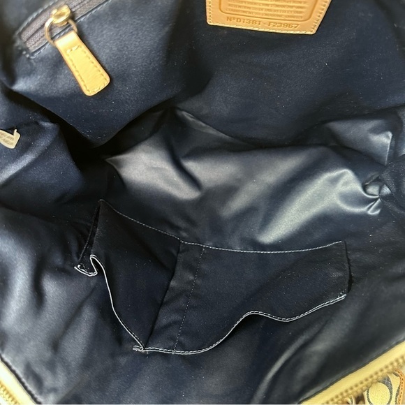 COACH Daisy Patchwork Emma Blue & White Tote w/ Matching Wallet - Picture 7 of 15